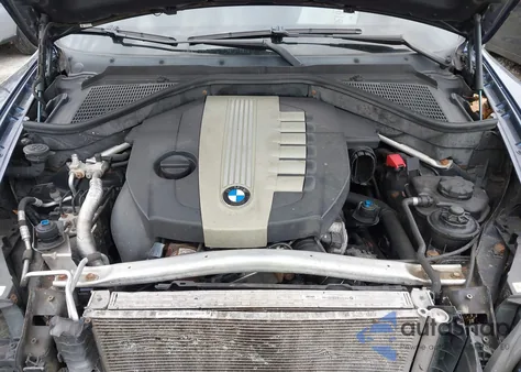 2011 BMW X5 xDrive35D из США, поврежденный, VIN 5UXZW0C52BL371903